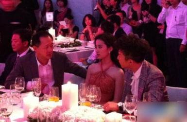 艺人爆料饭局视频大全最新,艺人爆料视频大全幕后真相大起底 第1张 艺人爆料饭局视频大全最新,艺人爆料视频大全幕后真相大起底 第1张