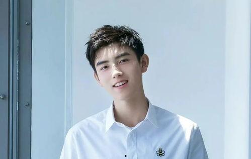 陈飞宇与网红吃瓜,揭秘娱乐圈幕后真相  第1张